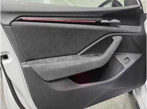 Skoda Superb Combi Sportline 2,0 TDI 4x4 7-Gang-DSG *Allrad**AHK**Aktionsfahrzeug**Sofort verfügbar*