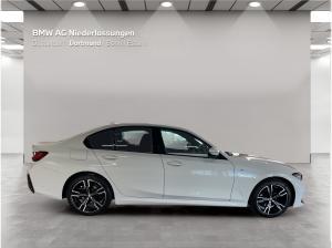 BMW 320 i xDrive Limousine M Sport AHK Kamera HiFi