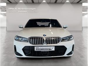 BMW 320 i xDrive Limousine M Sport AHK Kamera HiFi