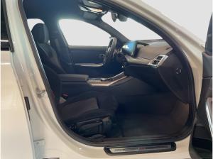 BMW 320 i xDrive Limousine M Sport AHK Kamera HiFi