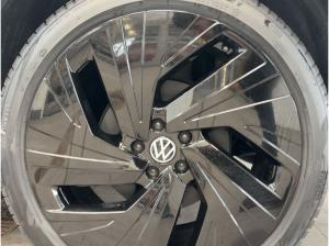 Volkswagen ID.4 GTX 4MOTION*AHK*21Zoll*Sportsitz*Winterrad*SOFORT