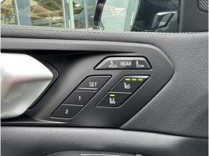 BMW X7 xDrive40i M Sport AHK P-SKY 6-Sitze StHzg h&k