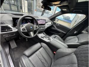 BMW X7 xDrive40i M Sport AHK P-SKY 6-Sitze StHzg h&k