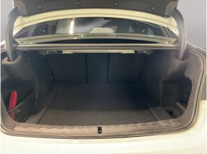 BMW 320 i xDrive Limousine M Sport AHK Kamera HiFi