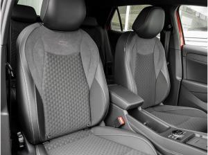 Volkswagen T-Roc R-Line 1.5 l eTSI OPF 7-Gang-Doppelkupplungsgetriebe DSG