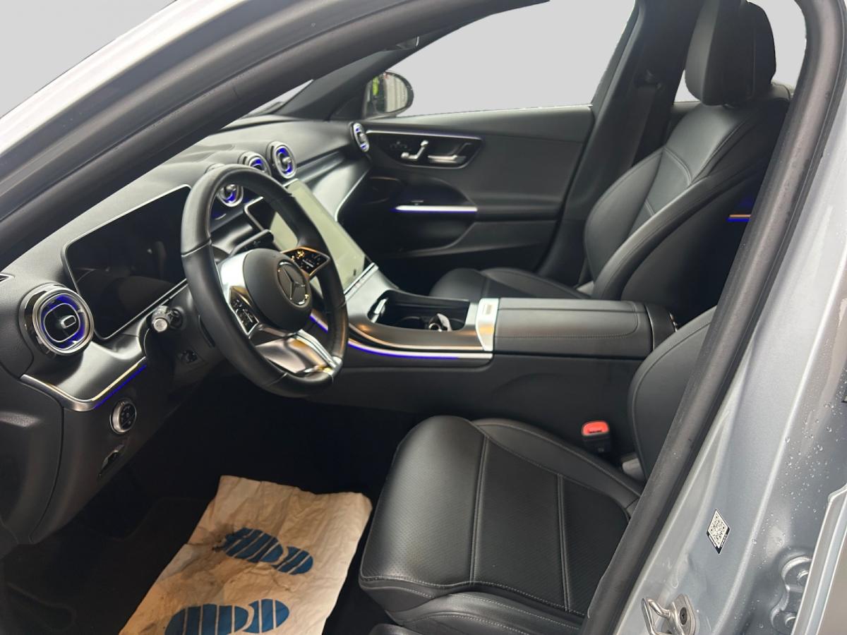 Mercedes-Benz C 220