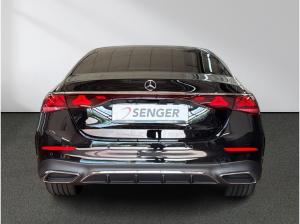 Mercedes-Benz E 200 AMG Digital-Light Pano Burmester Distronic