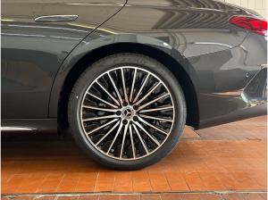 Mercedes-Benz E 200 AMG Digital-Light Panorama Distronic AHK