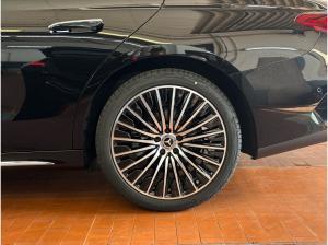Mercedes-Benz E 200 AMG Digital-Light Pano Burmester Distronic