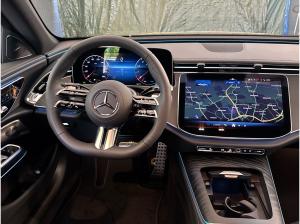 Mercedes-Benz E 200 AMG Digital-Light Panorama Distronic AHK