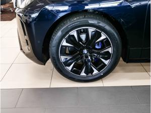 BMW ix iX xDrive45 M Sport HUD PANO ACC RFK NAVI LED