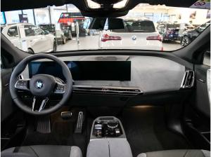 BMW ix iX xDrive45 M Sport HUD PANO ACC RFK NAVI LED