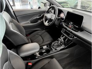 Hyundai i30 1.0 T-GDi ADVANTAGE PLUS/RFK / NAVI /KLIMA /TEMP