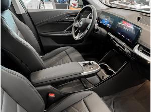 BMW iX1 xDrive30 xLine PANO ACC RFK NAVI Standh.