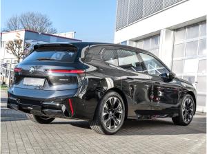 BMW ix iX xDrive45 M Sport SkyLounge DAPro PAPro Aktivlenkung