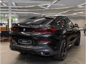 BMW X6 xDrive40d M Paket + B/W + Pano + DA Prof