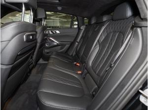 BMW X6 xDrive40d M Paket + B/W + Pano + DA Prof