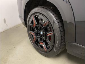 BMW XM Red Label AHK DA Prof B&W 22'' Massage