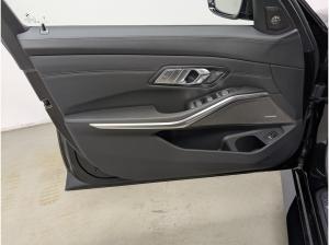 BMW M3 Competition M xDrive CARBON Ultim.Pak. 280KMH / HUD/ LHZ / RFK / H/K