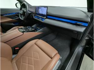 BMW i5 M60 xDrive Pano B&W DA Prof PA+ 20'' ACC 360°