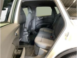 Audi Q4 e-tron Q4 45 e-tron AUT Akustikglas Fernlichtass. LED