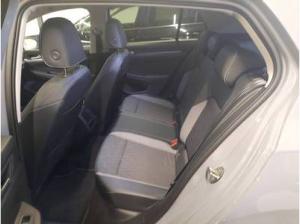 Volkswagen Golf VIII Lim. GOAL 1.5 eTSI 110kW DSG - SHZ AHK Rear View Navi Matrix-LED ACC LM PDC MFL GJR