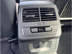 Audi A4 Avant 30 TDI S tr. LED Stdhzg Cam ACC Keyless