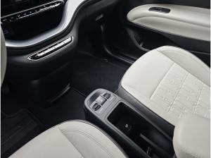 Fiat 500e ELEKTRO 42 KWH WINTERRÄDER BY BOCELLI NAVI KLIMA LED JBL APPLE/ANDROID LM17