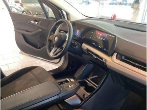 BMW 220 i Active Tourer DAB LED Komfortzg. AHK Shz