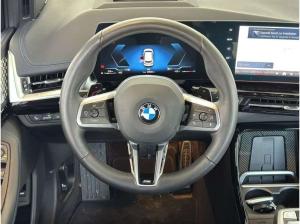 BMW 220 i Active Tourer M Sport Navi.LED.ACC.360°.AHK