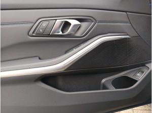 BMW 318 i Touring+M SPORTPAKET+LIVE COCKPIT PRO+ANH.KUPPLU