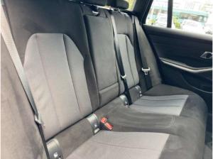 BMW 330 eA Tour M-Sport 19'' Pano AHK HUD adLED ACC PA+ Hi