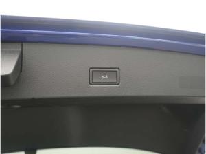 Volkswagen T-Roc R MATRIX PANO AHK AKRAPOVIC LEDER ACC N