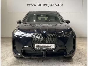 BMW ix xDrive45 M Sportpaket Glasdach Sky Lounge, Aktive