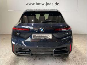BMW ix xDrive45 M Sportpaket Glasdach Sky Lounge, Aktive