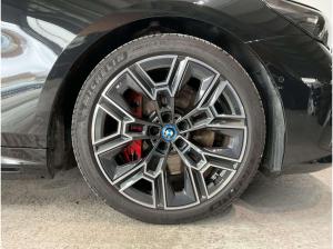 BMW i5 M60 xDrive Limousine, Sitheizung vorne und hinten,
