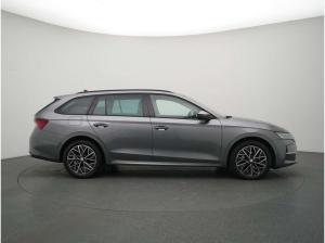 Skoda Octavia Selection DSG HUD NAVI VIRT SHZ LED PDC