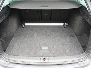 Skoda Octavia Selection DSG PANO LEDER ACC KAM 360°