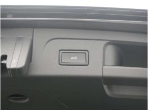 Volkswagen Touran Comfortline DSG 7-SITZER AHK ACC NAVI