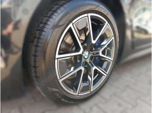 BMW i4 xDrive40 M SPORTPAKET+LIVE COCKPIT PRO+DR.ASS PRO