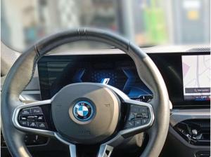 BMW i4 xDrive40 M SPORTPAKET+LIVE COCKPIT PRO+DR.ASS PRO