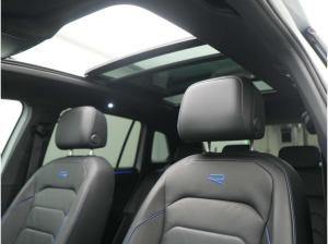 Volkswagen Tiguan R PANO MATRIX AHK ACC LEDER H/K DCC HU