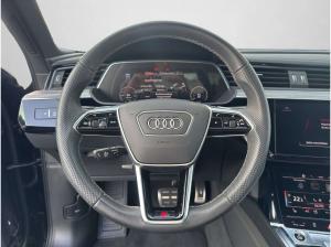 Audi Q8 e-tron 55 advanced quattro PANO AHK HUD B&O