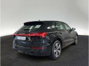 Audi Q8 e-tron Q8 S line e-tron 55 quattro virtual LED