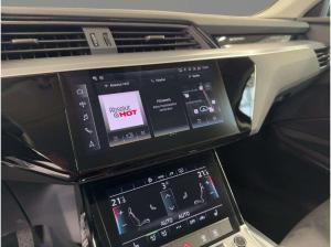 Audi Q8 e-tron Q8 S line e-tron 55 quattro virtual LED