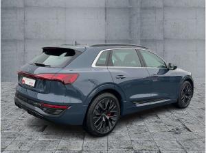 Audi Q8 e-tron 55 QU S-LINE MATRIX+NAV+HuD+AIR+PDC+21