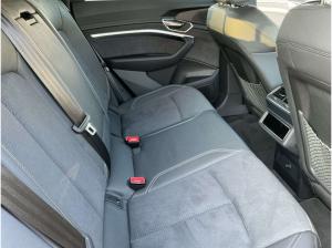 Audi Q8 e-tron QU MATRIX+NAVI+HuD+AIR+GRA