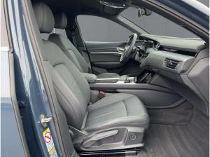 Audi Q8 e-tron 55 QU S-LINE MATRIX+NAV+HuD+AIR+PDC+21