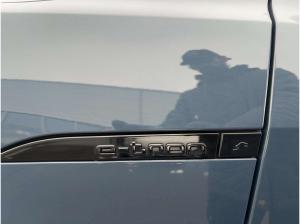 Audi Q8 e-tron 55 QU S-LINE MATRIX+NAV+HuD+AIR+PDC+21