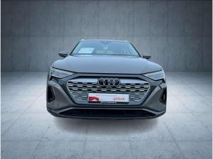 Audi Q8 e-tron advanced 50 qu. PANO HUD AHK Matrix 19